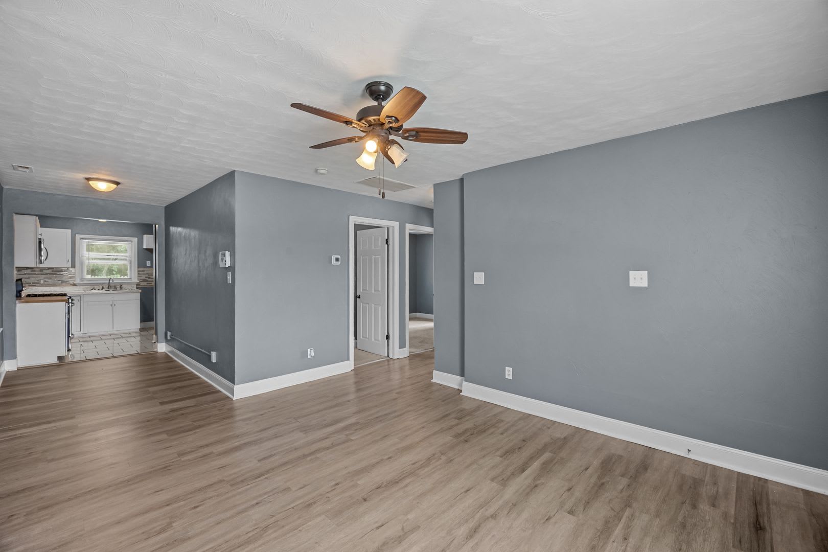2321 Columbus Avenue – photo 3