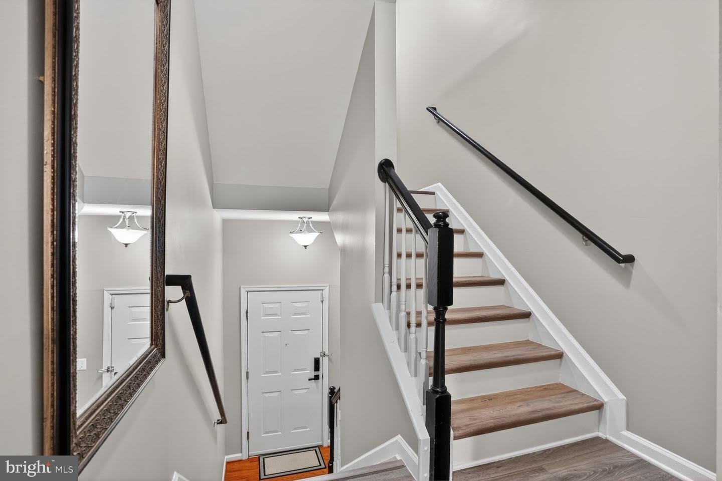 2621 EASTBOURNE DR – photo 2