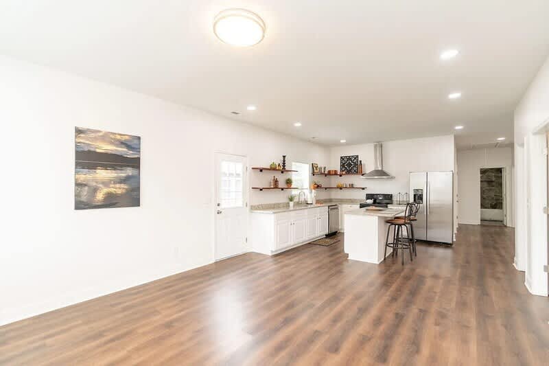 3906 6Th Ave – photo 4