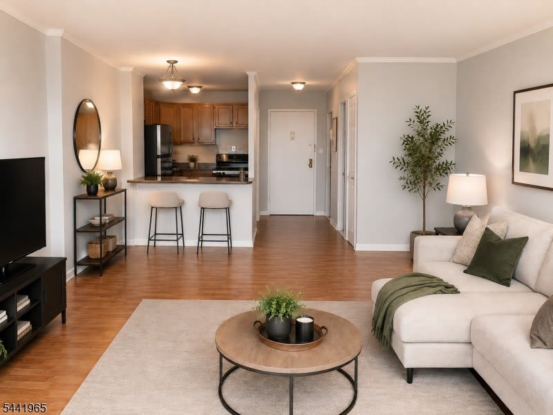 285 Aycrigg Avenue – photo 2