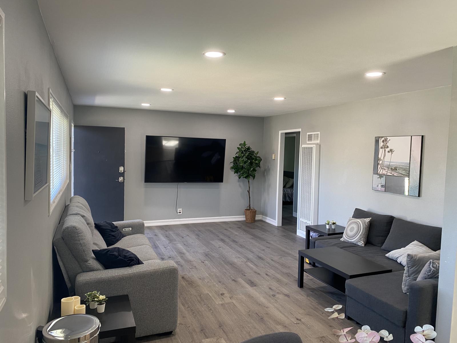 5105 Bellvale Ave – photo 2