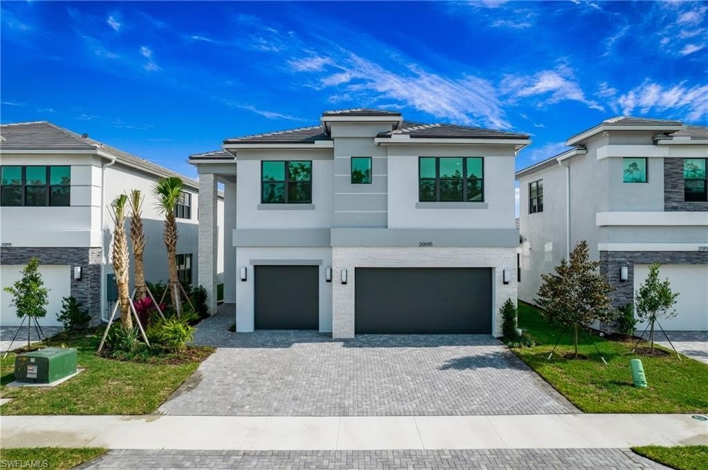 20195 Ainsley St – photo 1