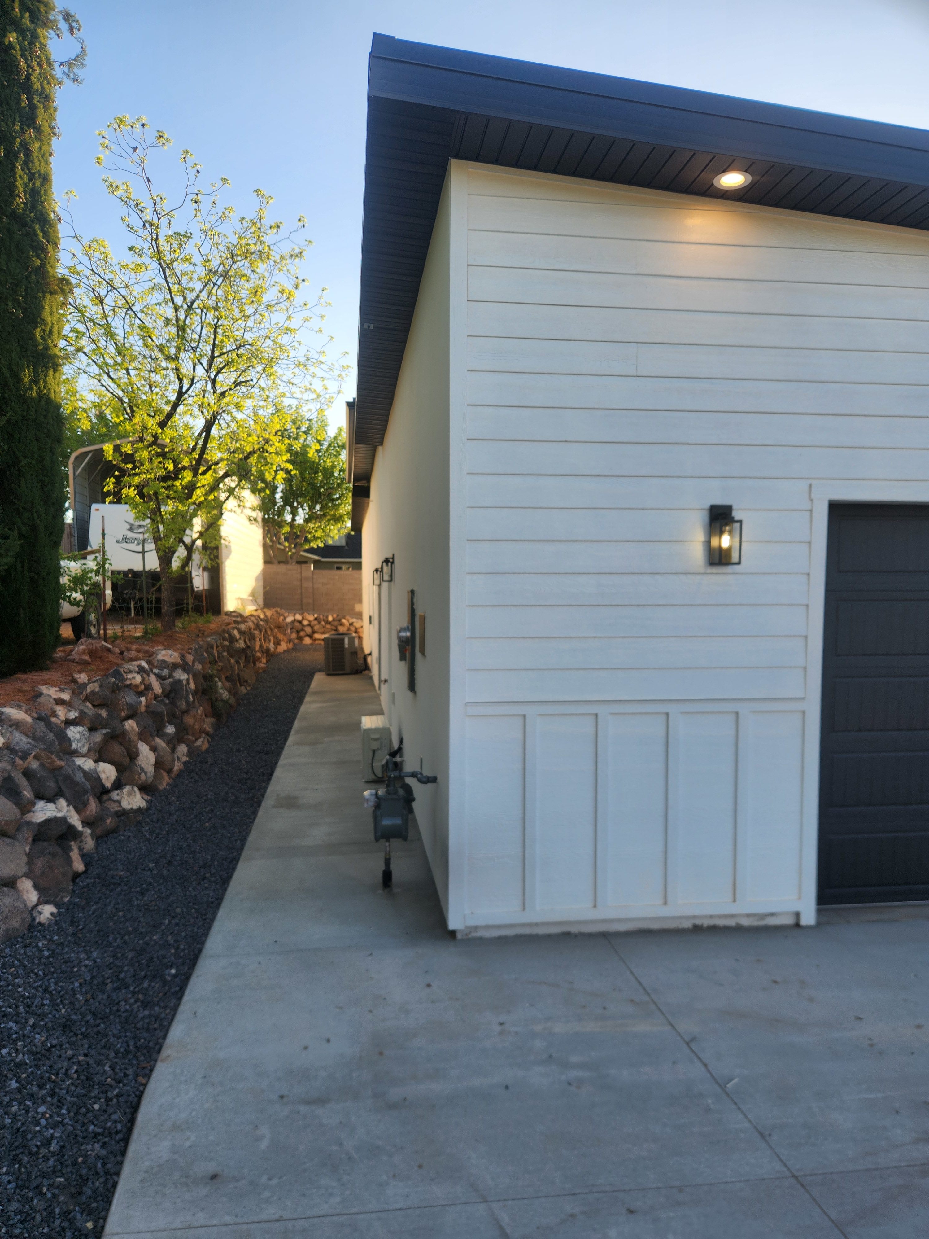 87 E 880 N – photo 2