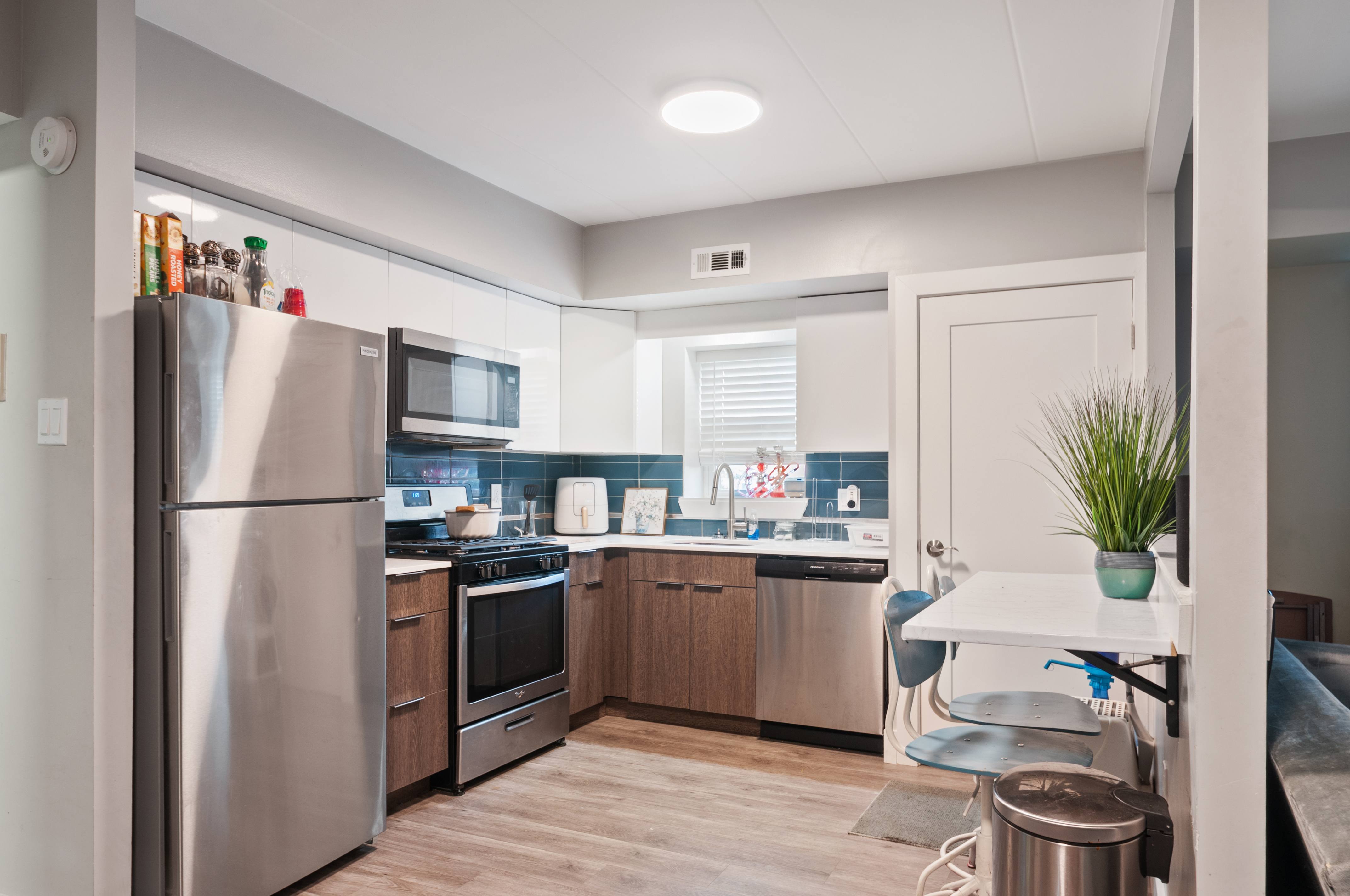 1700 Grant – photo 5