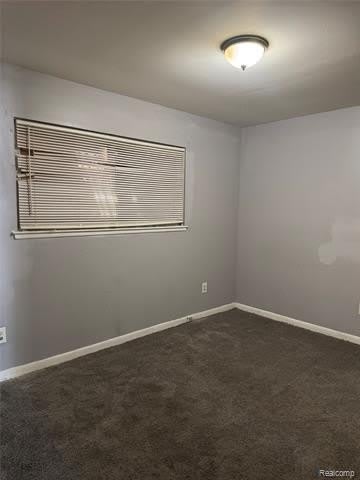 18449 Albany Street – photo 5