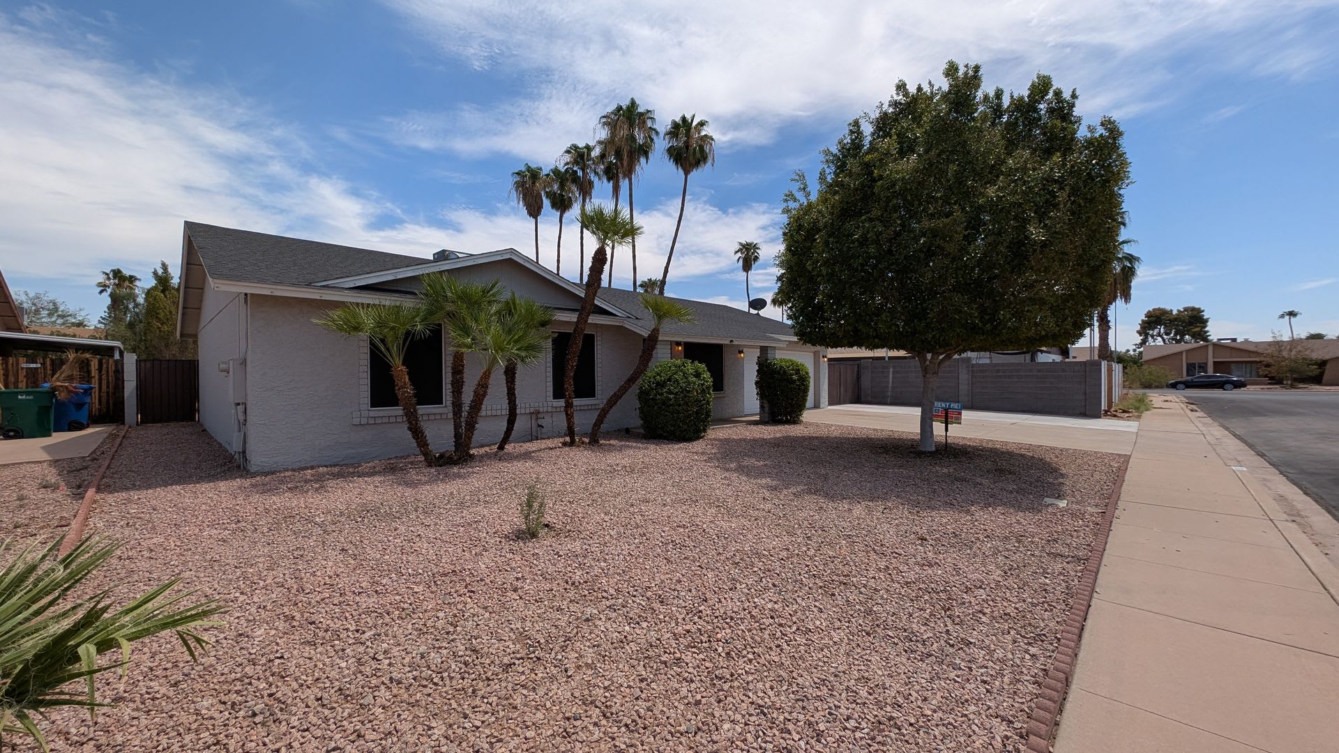 3 Bedroom Home Near W Baseline Rd and S Alma School Rd! – photo 4