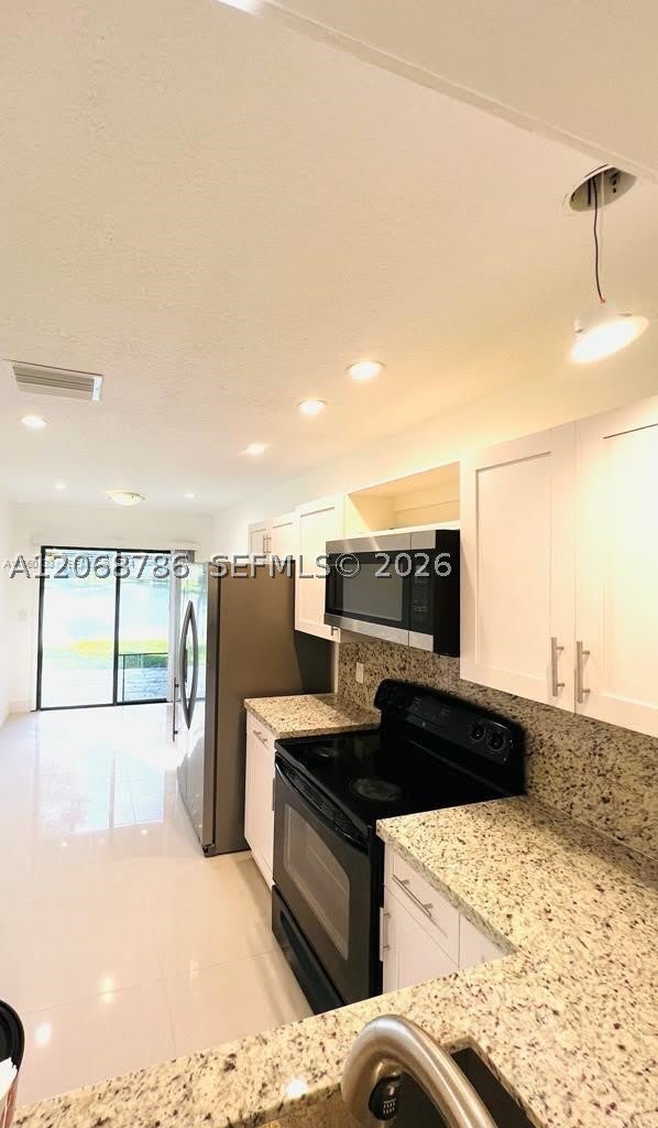 4157 SW 85th Ave – photo 4