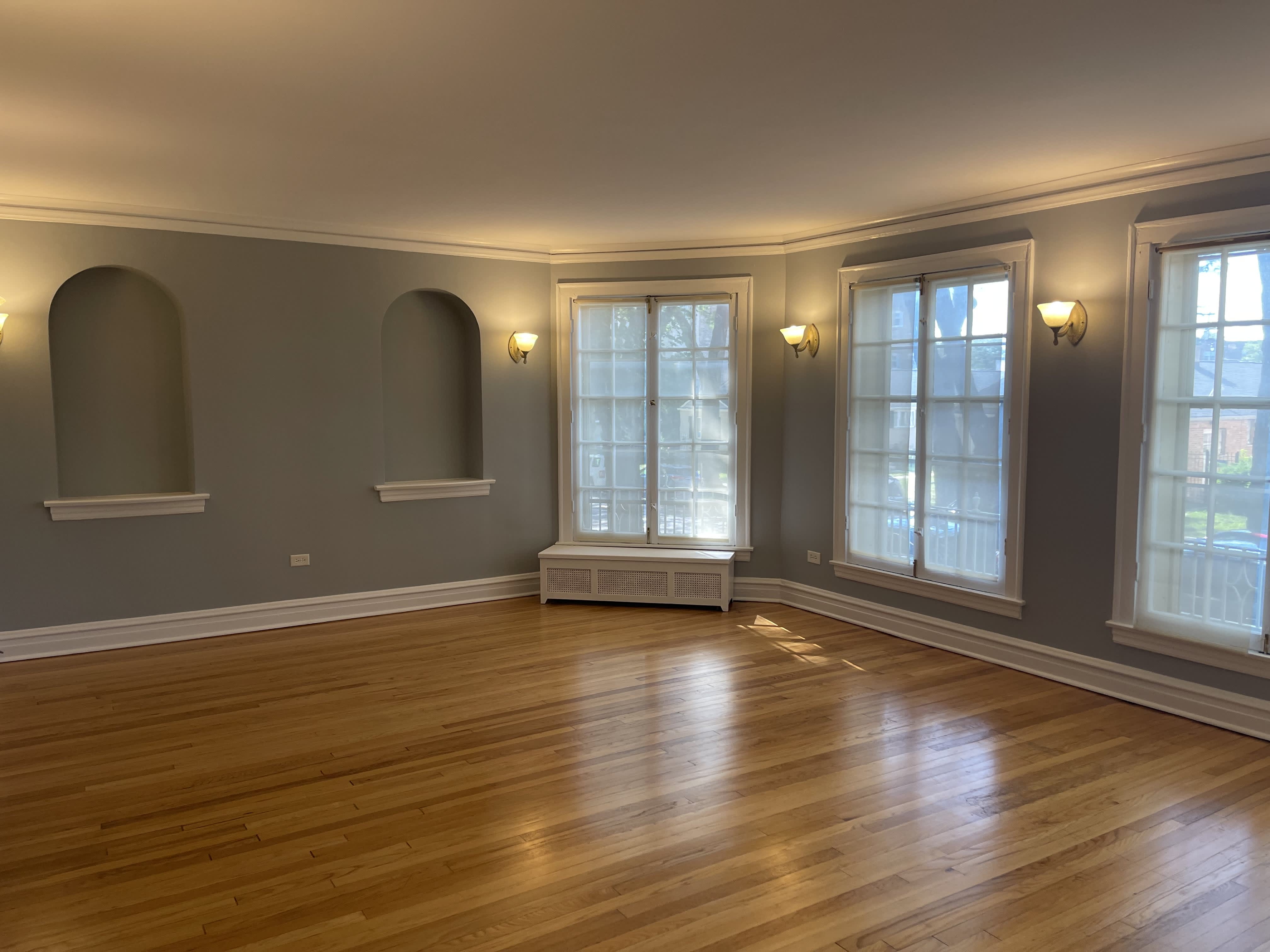 723 Dobson Street – photo 3