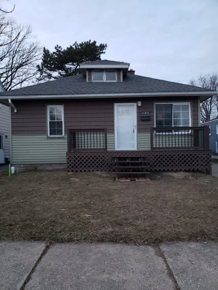 22833 Lake Dr – photo 1