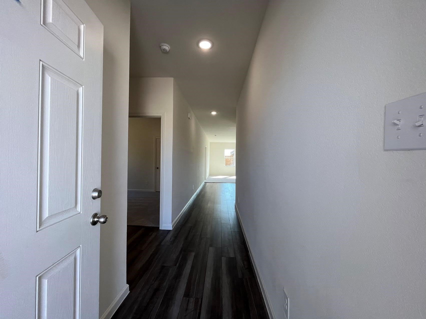 786 Yorkshire Drive – photo 4