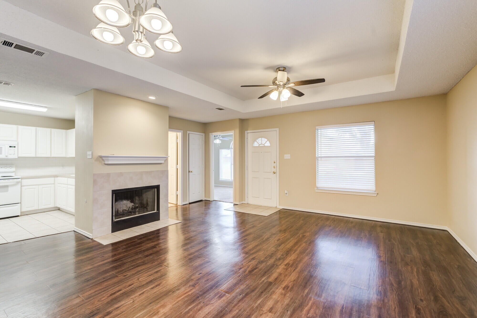 3416 97Th Street – photo 5