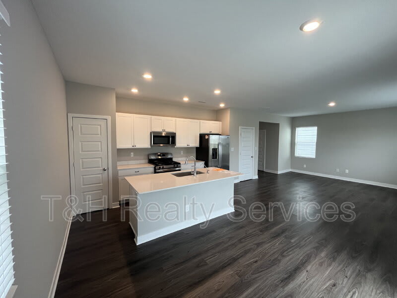 19946 Edwick Drive – photo 5