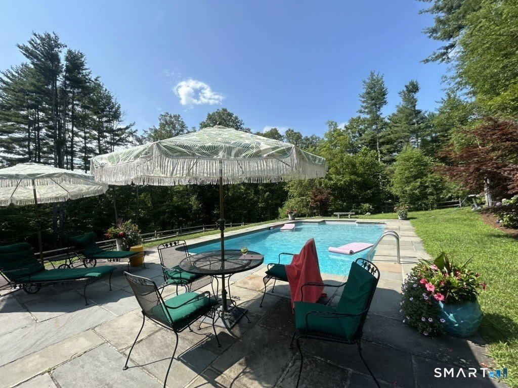 61 Bear Hill Road – photo 2