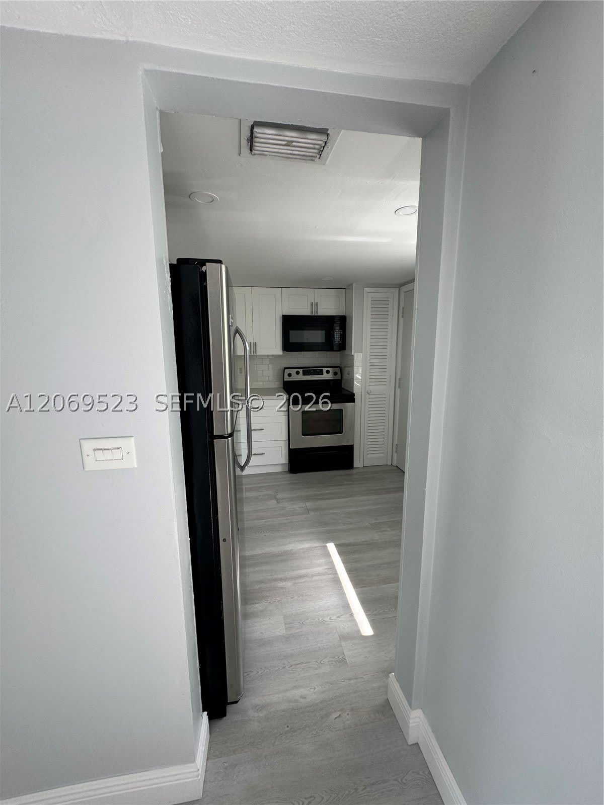 1398 NE 191st St – photo 4