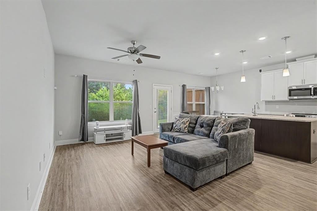 1360 Sugar Glen Court – photo 3