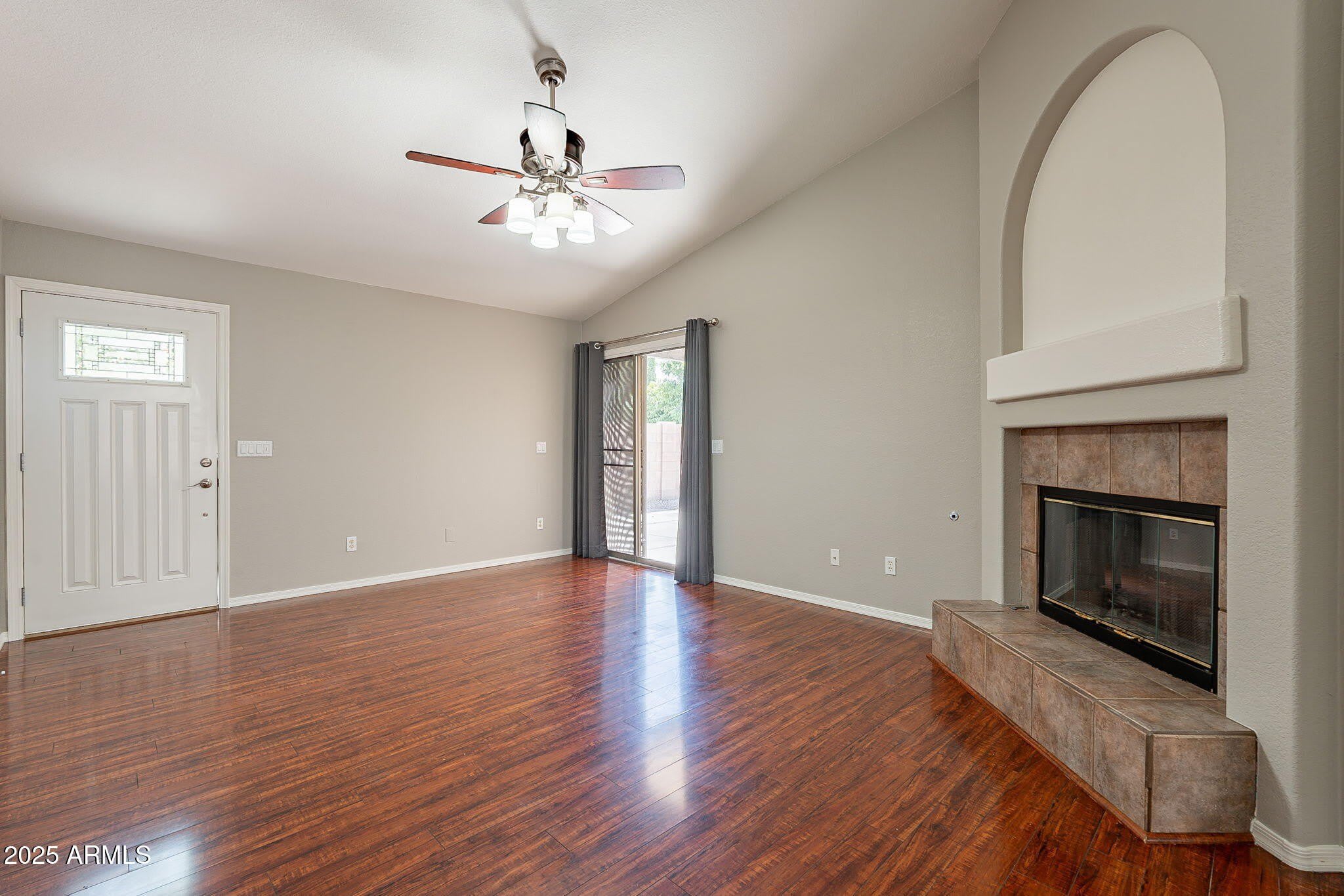 491 E DEVON Drive – photo 4
