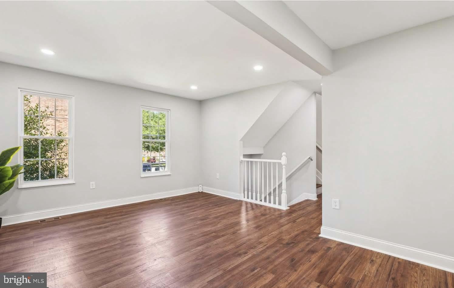 7081 LEEWOOD FOREST Drive – photo 5