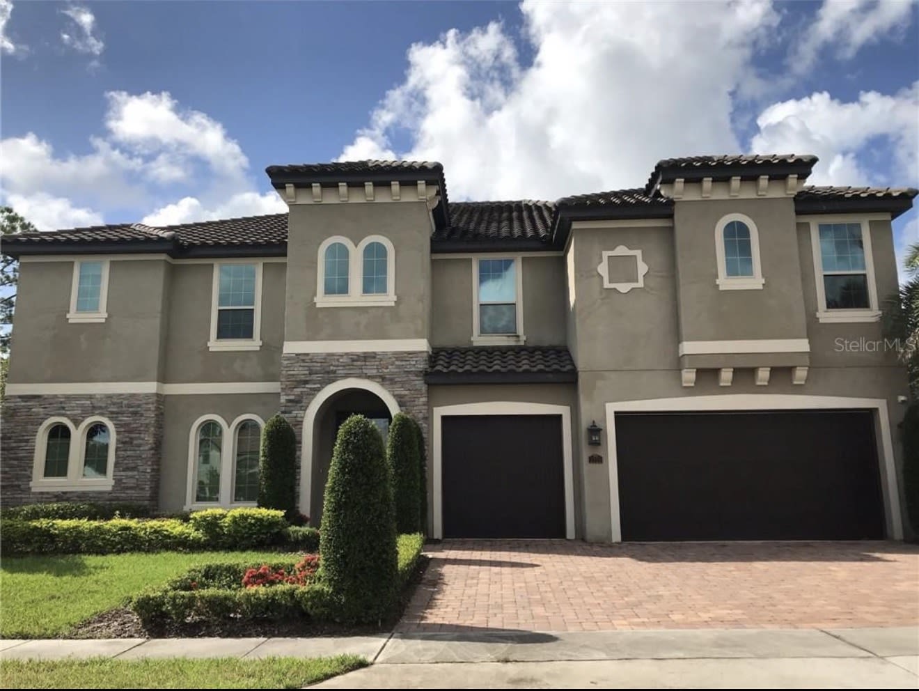 2323 Brickell Place – photo 3
