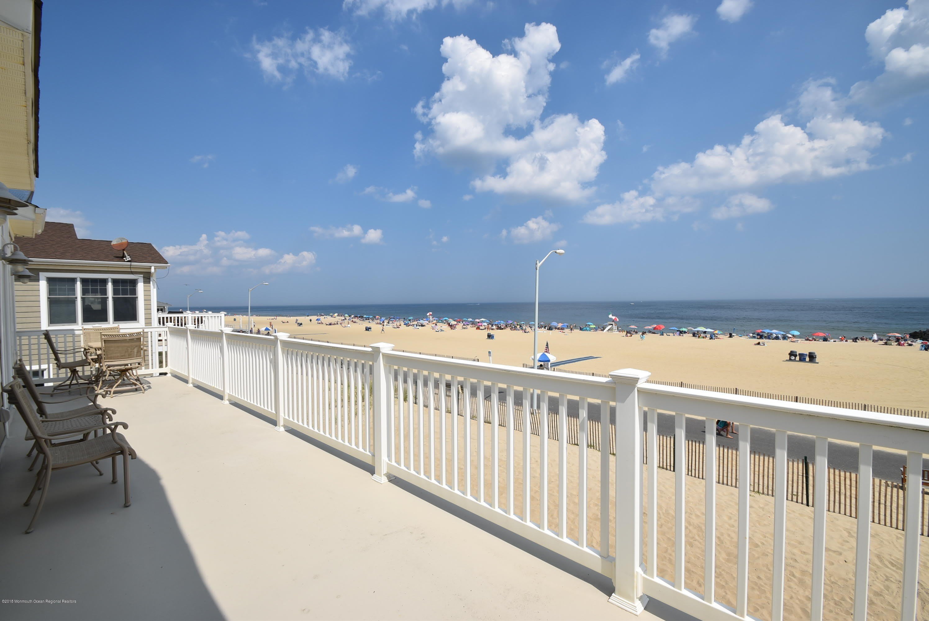 233-3 Beachfront – photo 3