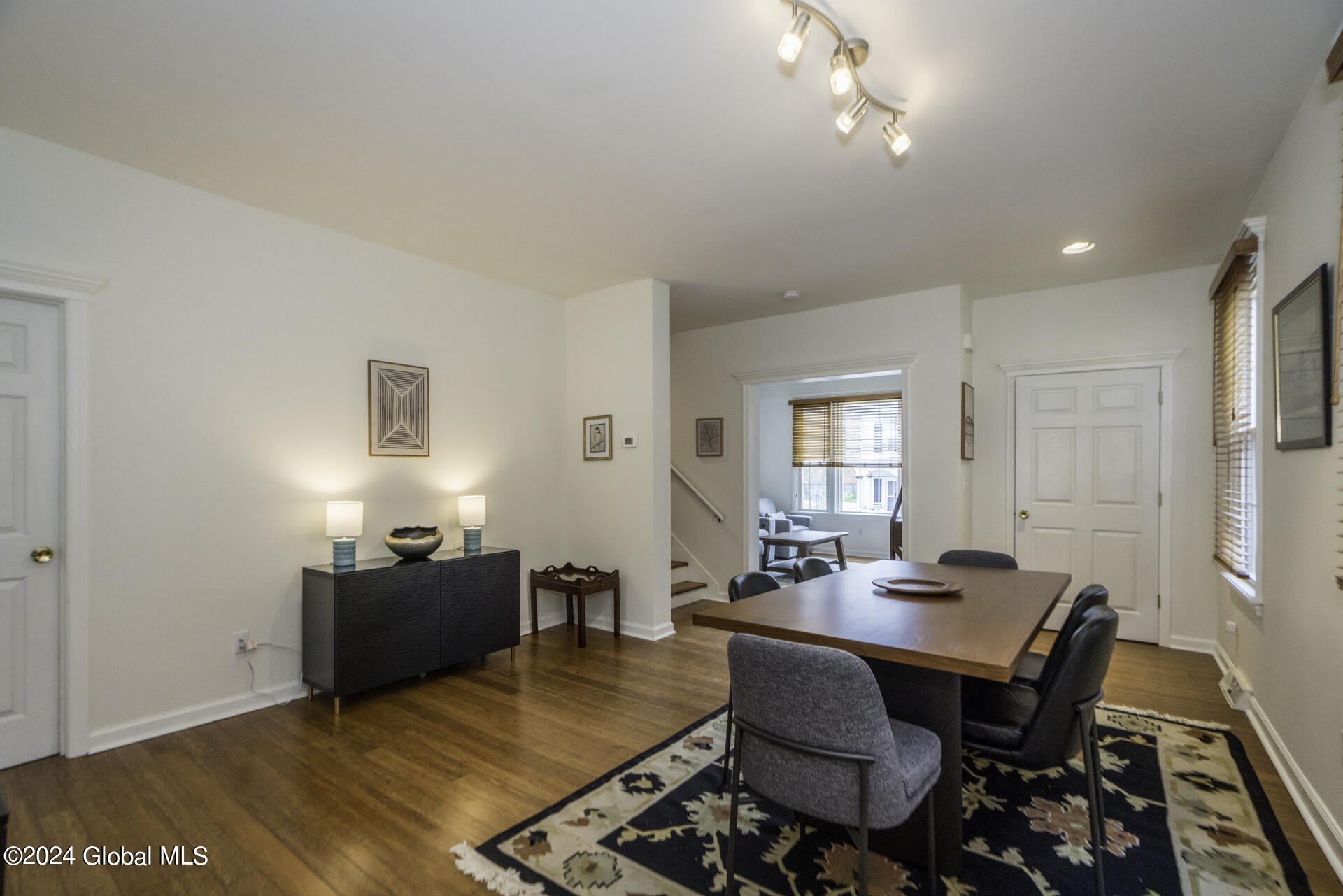 41 Walton Street – photo 5