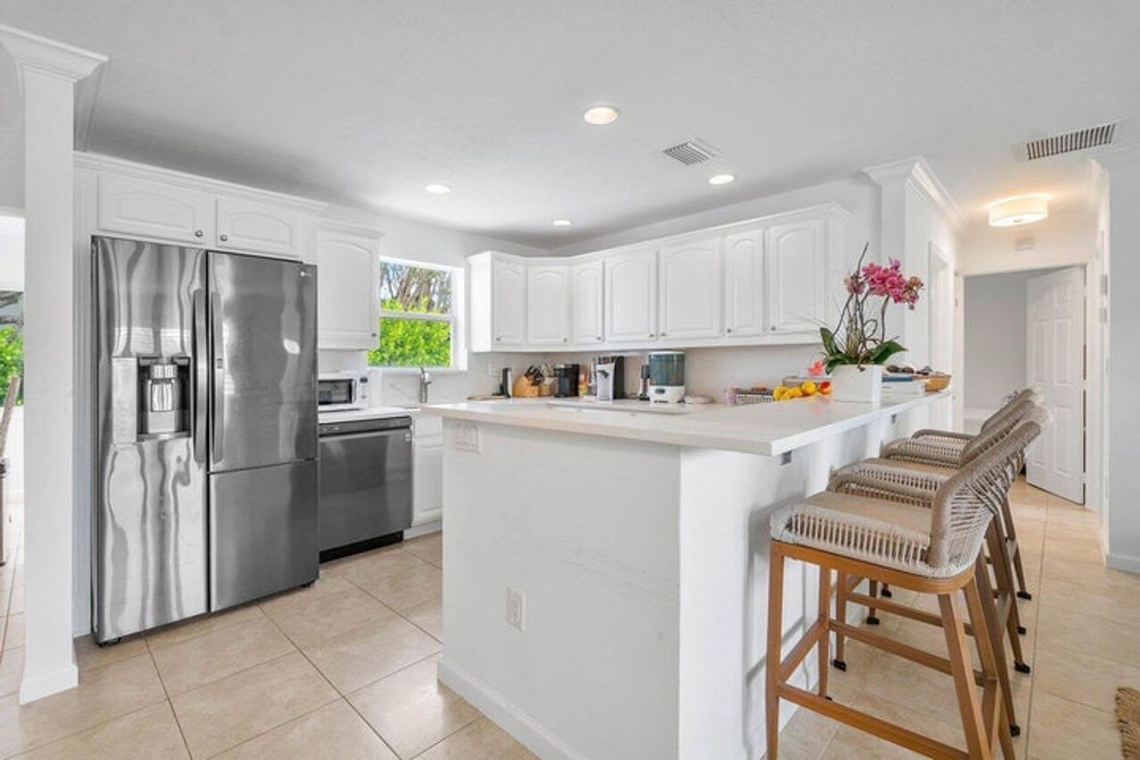 125 Gregory Place, West Palm Beach, FL 33405 – photo 2