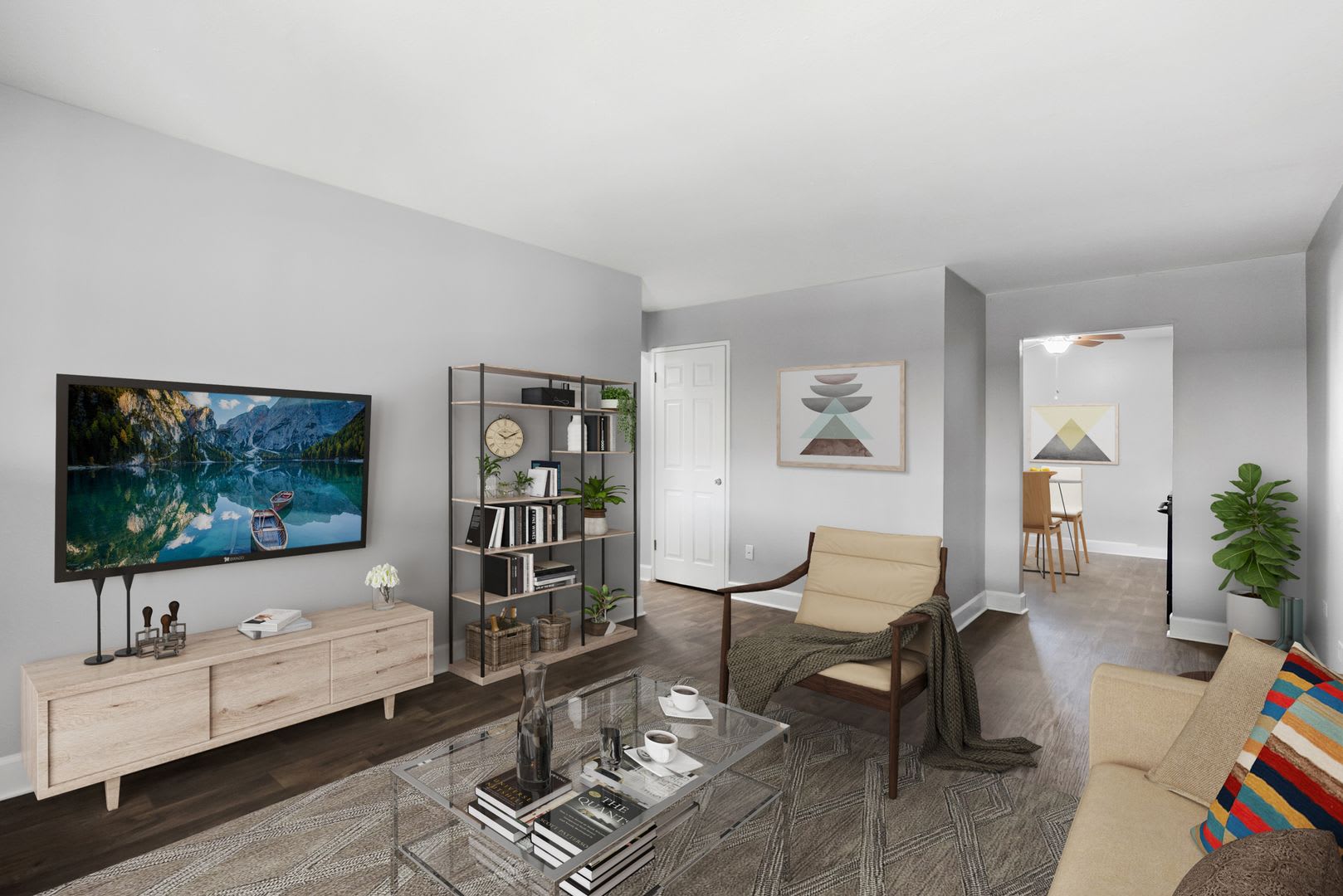 Beautiful Remodeled Apartments – photo 3