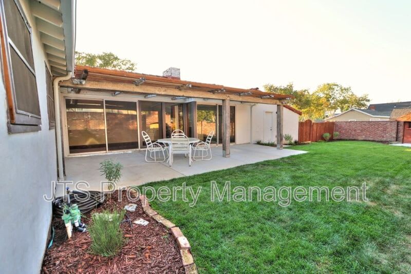 501 J Street – photo 4
