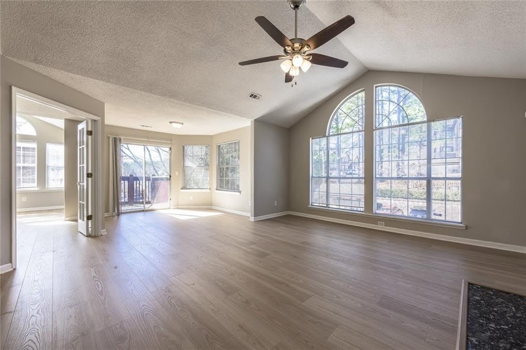1107 Sandy Lane Drive – photo 3