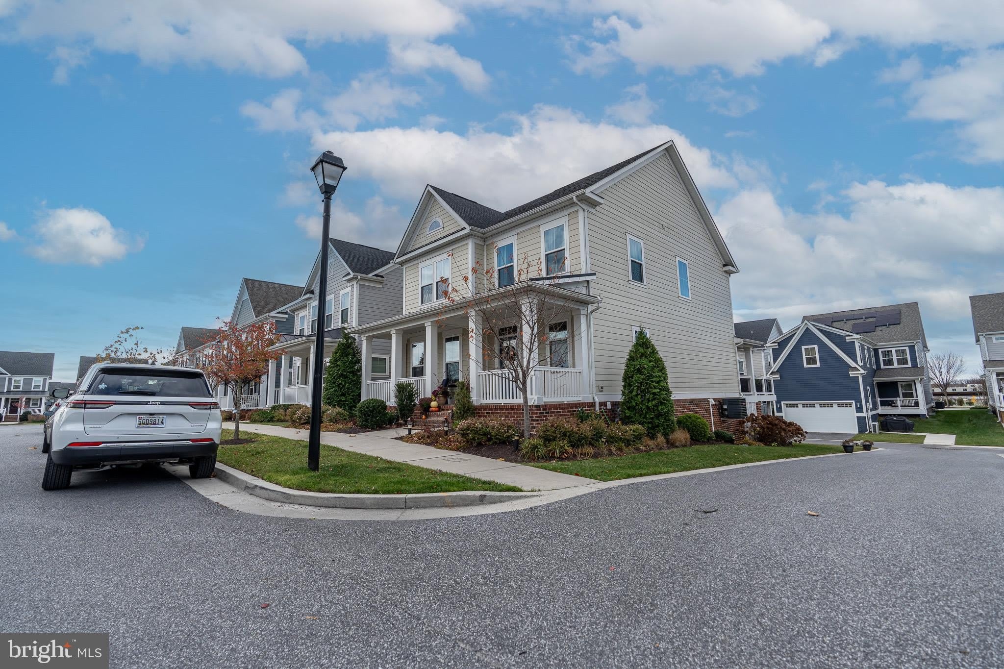 508 LADYWELL Street – photo 1