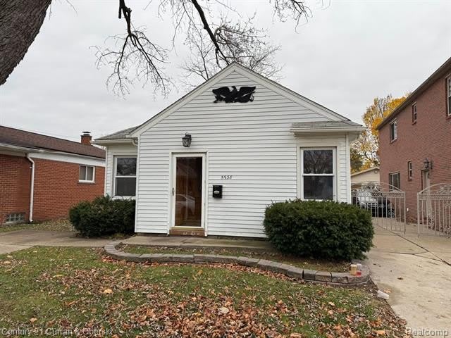 5938 KINMORE Street – photo 1