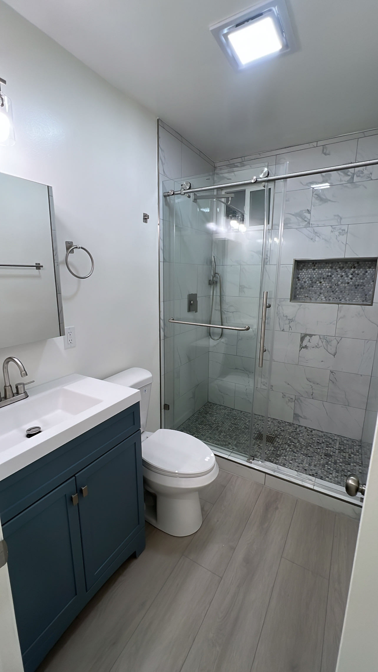 14038 Kornblum Avenue – photo 3