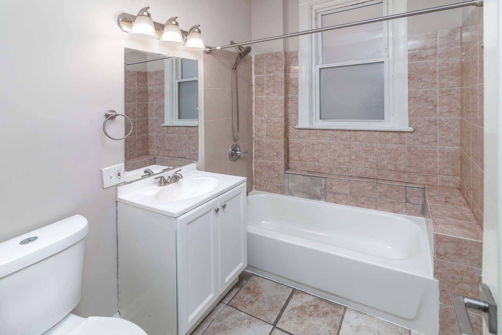 1336 S Washtenaw Avenue – photo 4