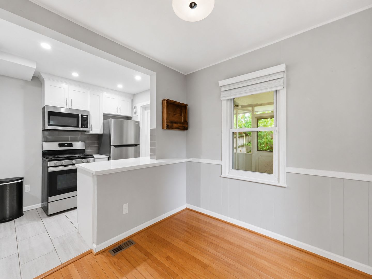 Welcome To 5935 Williamsburg Road A Beautifully Updated Three Level Duplex In The Highly Sought After Jefferson Manor Community Of Alexandria – photo 5