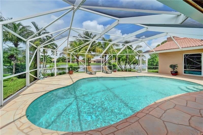 5088 NW 100TH Terrace – photo 2
