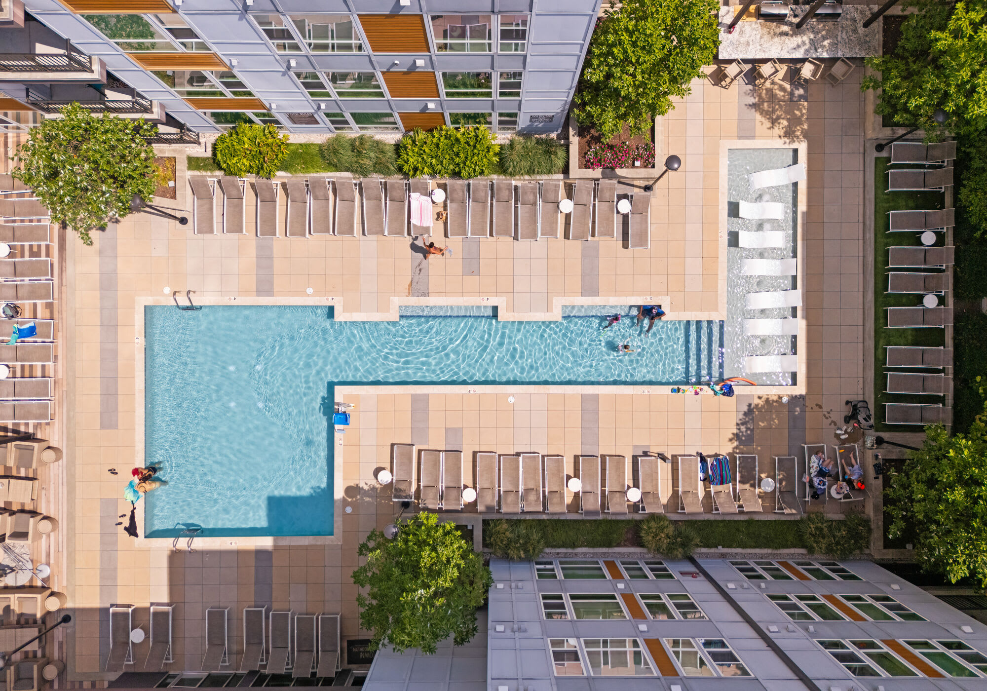 Uptown 550 – photo 1