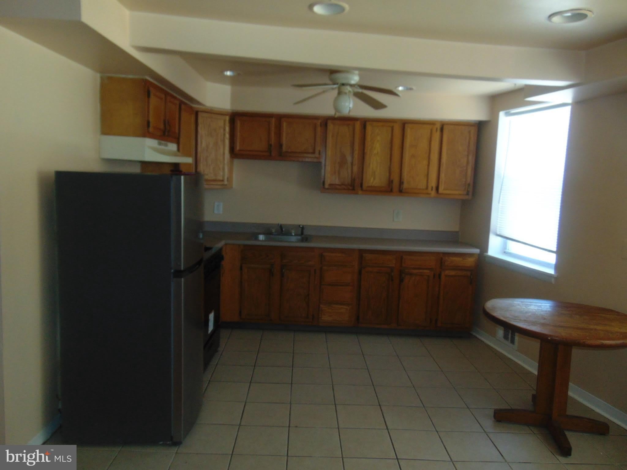 2985 YORKSHIP Square – photo 2