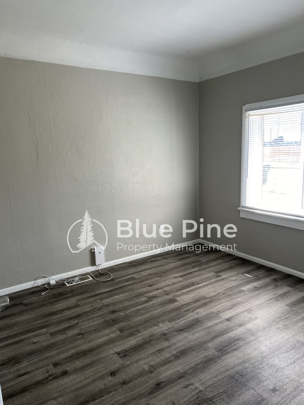 1136 South 2nd Avenue – photo 4