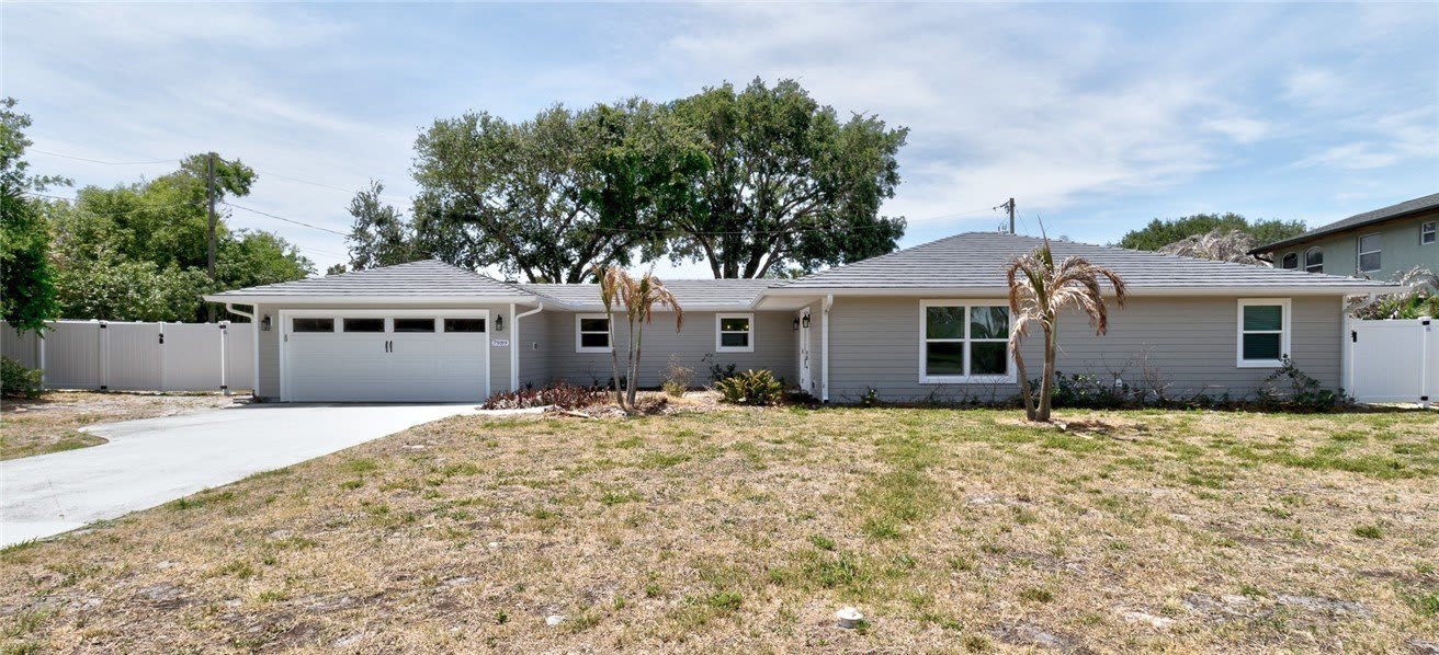 7989 143rd Street – photo 2