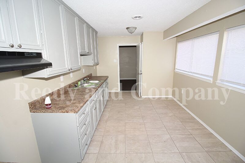 5158 Breckenwood Dr – photo 5