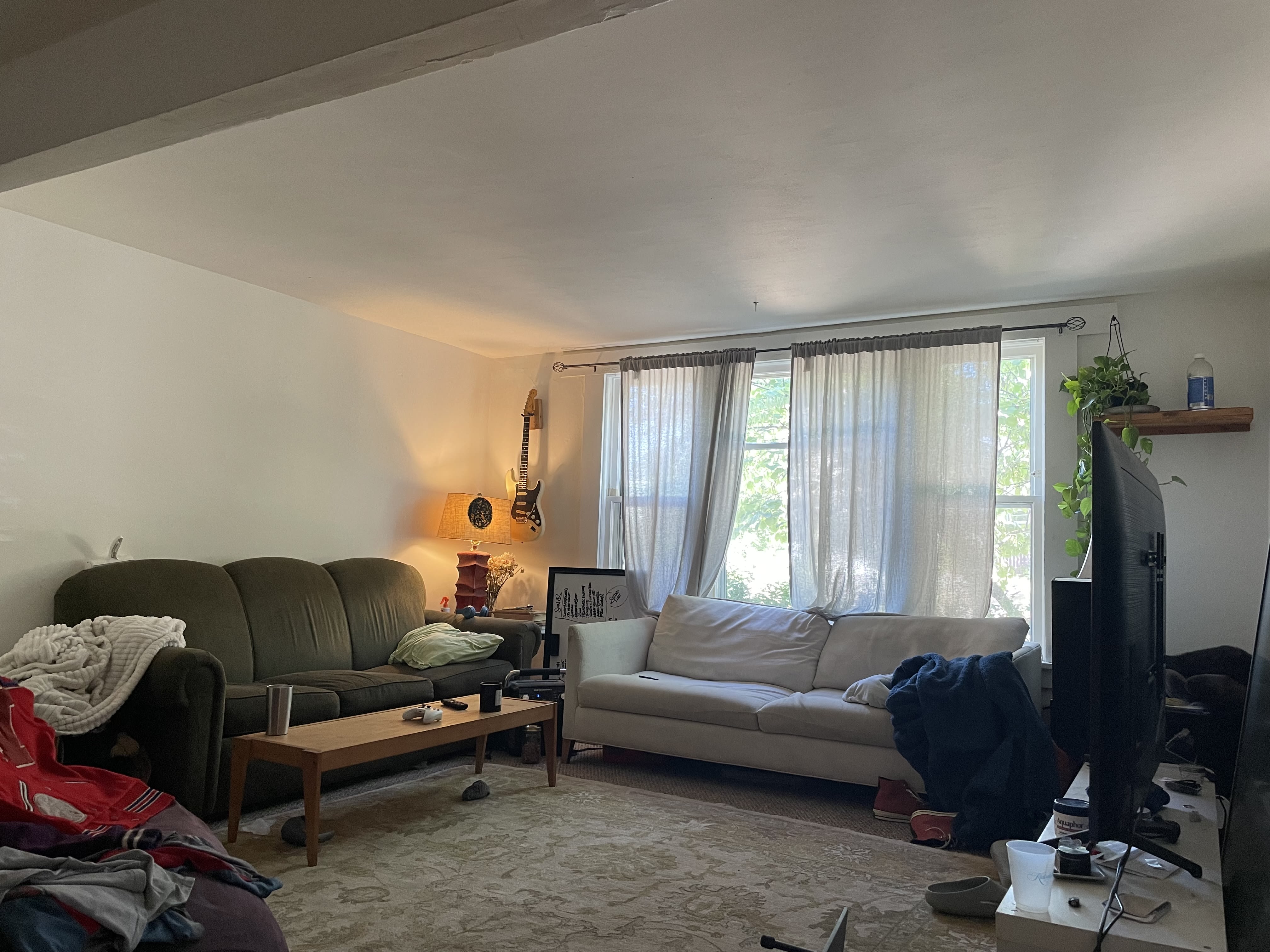1245 Jenifer St – photo 2