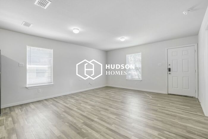 2525 North Tenneha Avenue – photo 3