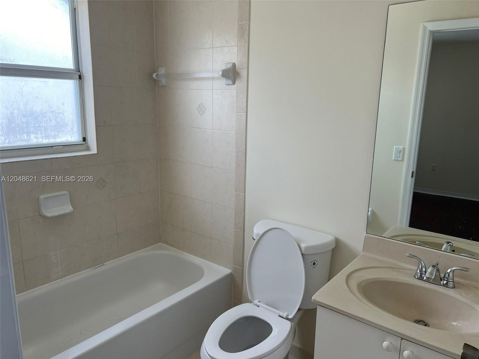 1581 Southeast 31st Court – photo 2