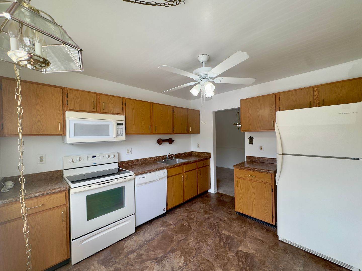 Charming 2 Bedroom 2 Bathroom Apartment In Perry Hall Md – photo 5