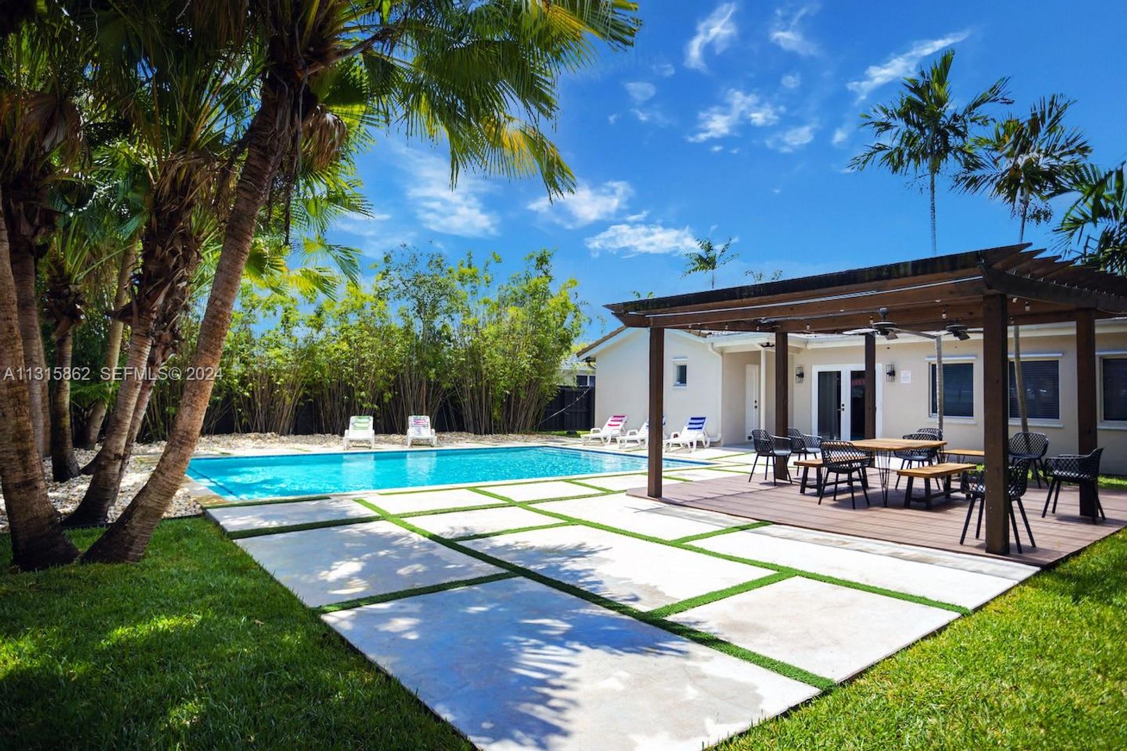 1307 Rodman Street Hollywood Fl 33019 – photo 2