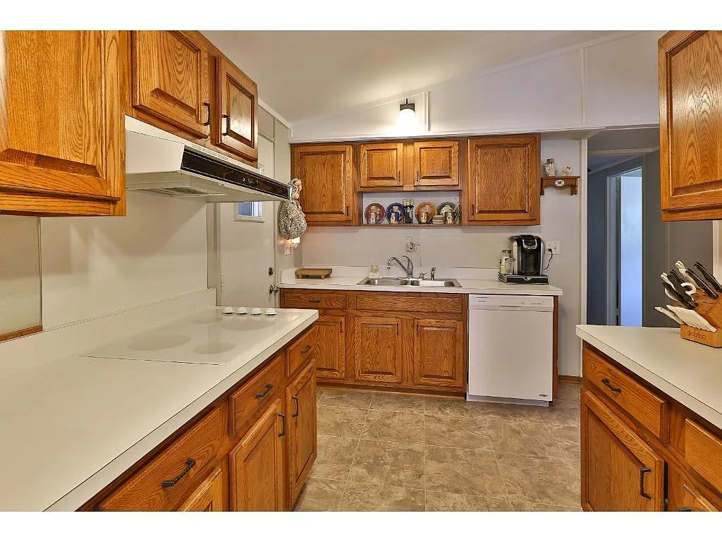 912 Green Street – photo 5