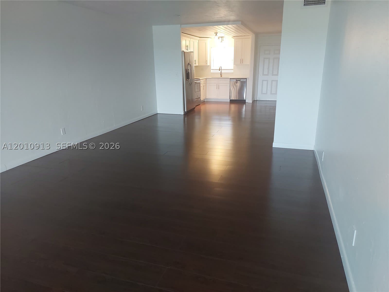 1617 Se 15Th St – photo 3