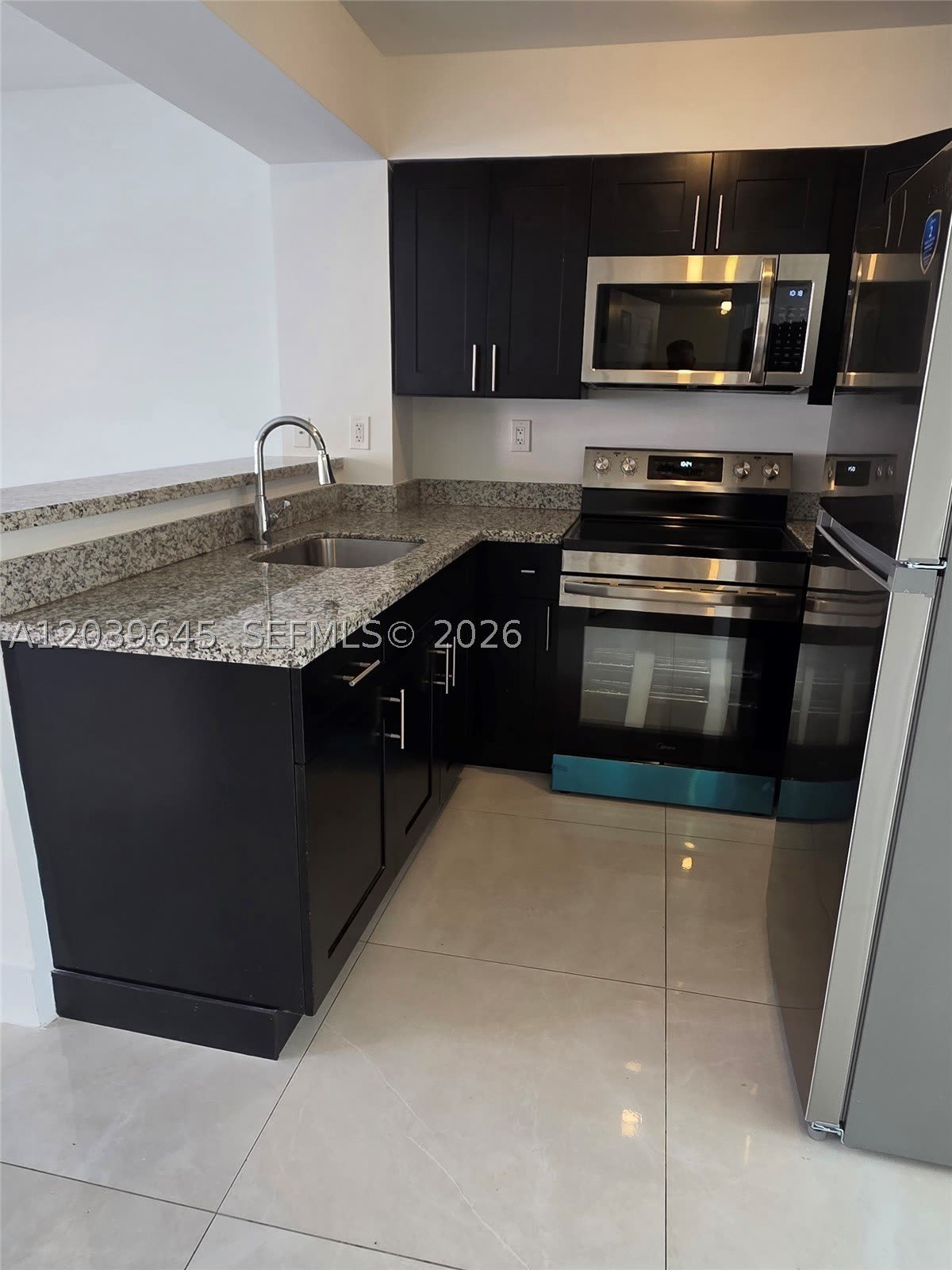 2154 W 60th St – photo 5