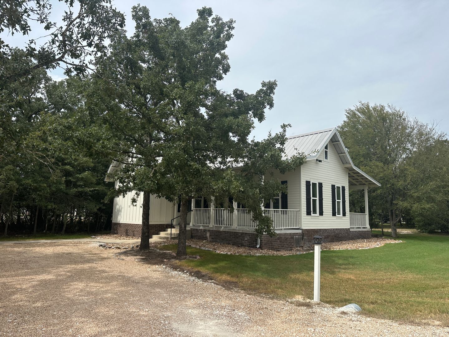College Station (Karnes City Cottages) – photo 2