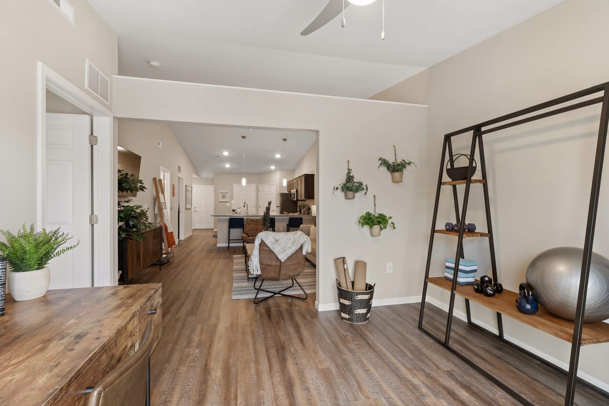 Redwood Norwalk – photo 5