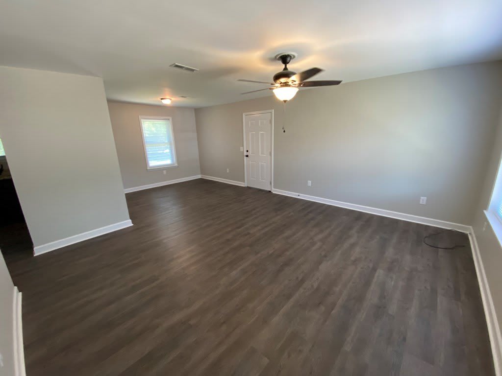 902 Landview Dr – photo 3